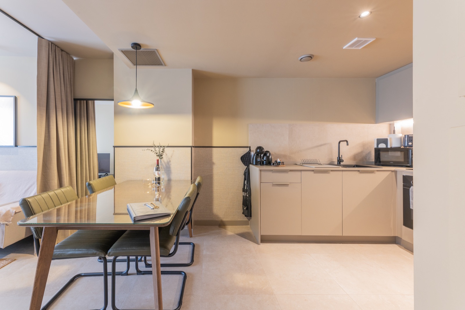 Apartamentos para grupos grandes Valencia: opciones 2026