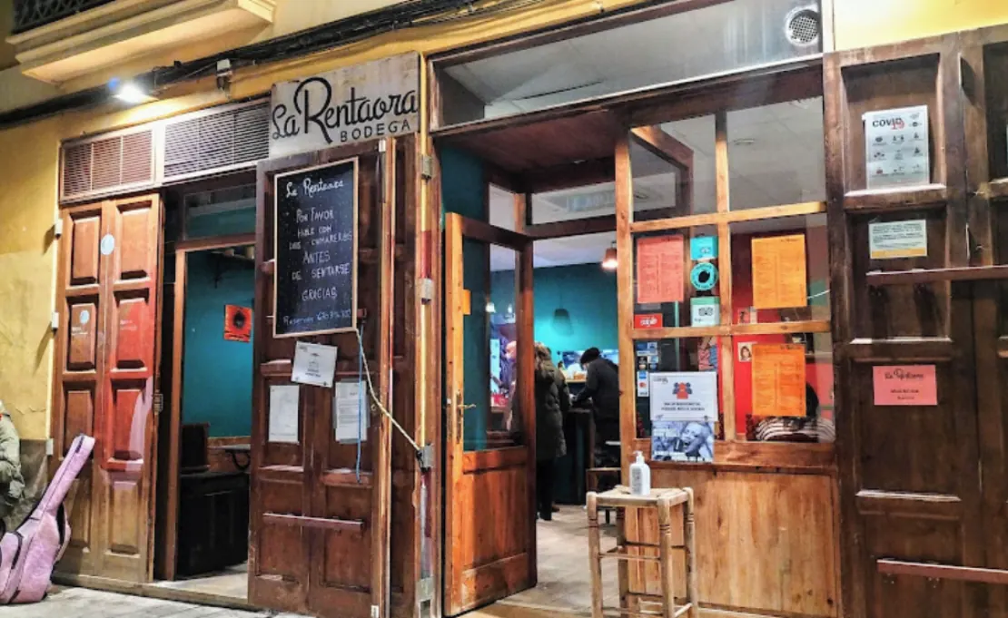 Taberna Bodega La Rentaora, bar & copas cerca de los apartamentos 87 Llaves en Valencia